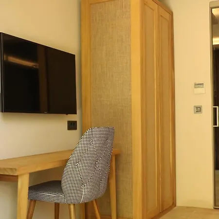 Life Butiq * يالِكافاك