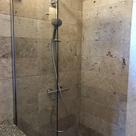 فندق Life Butiq يالِكافاك