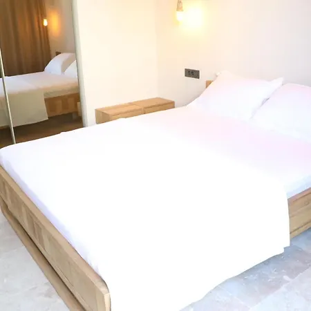 Hotel Life Butiq *