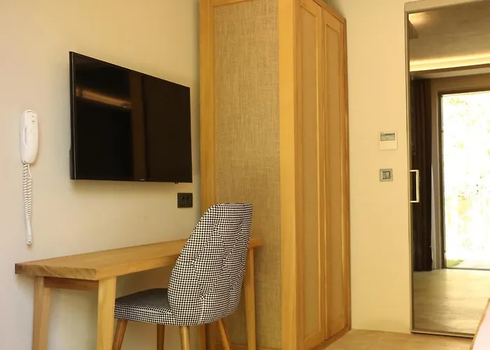 Life Butiq * Yalıkavak