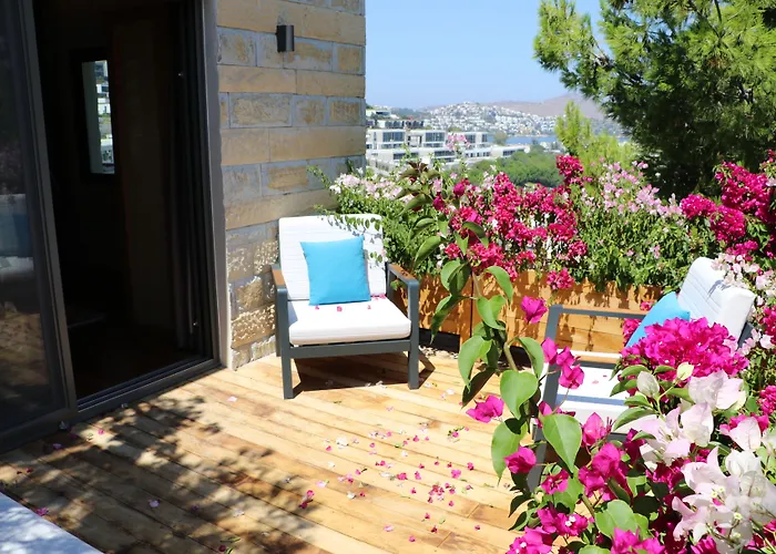 Life Butiq * Яликовак