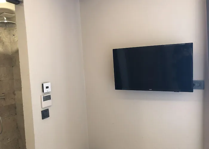 Life Butiq Яликовак